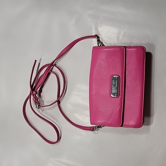 Marc by Marc Jacobs, Pink Crossbody, Awesome Condition! - Picture 1 of 10